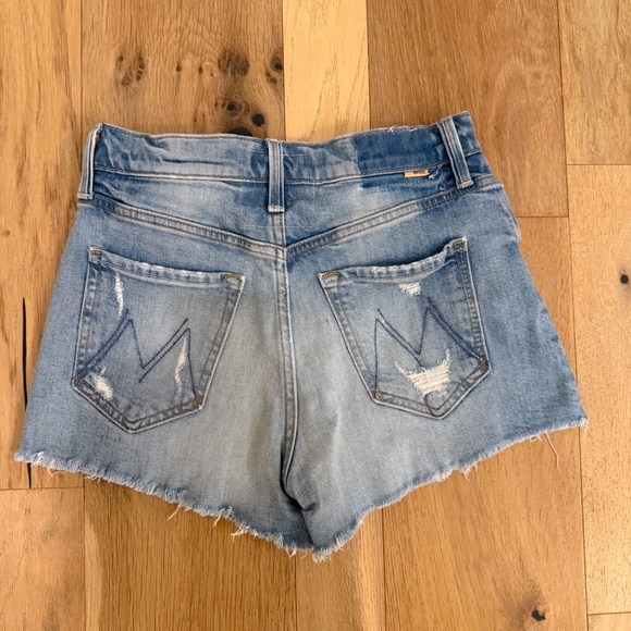 Mother Tomcat Fray Shorts - Picture 2 of 2